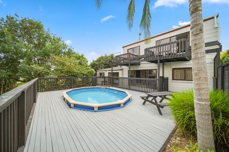 Photo of property in 78 Racecourse Road, Waiuku, 2123