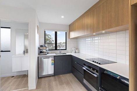 Photo of property in 22 Parenga Lane, Kumeu, 0810