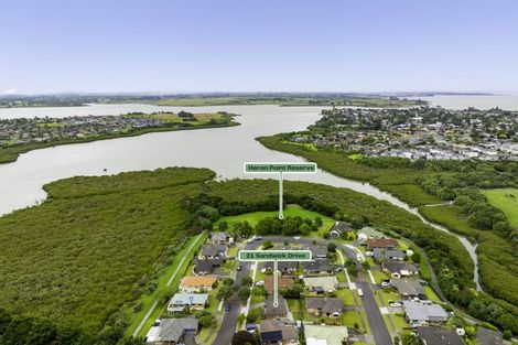 Photo of property in 21 Sandwick Drive, Weymouth, Auckland, 2103