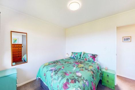 Photo of property in 1/148 Winara Avenue, Waikanae, 5036