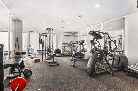 Photo of property in 4h/175 Hurstmere Road, Takapuna, Auckland, 0622