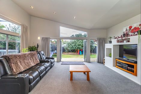 Photo of property in 9 Macarthur Street, Levin, 5510