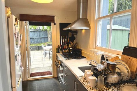 Photo of property in 349 Adelaide Road, Newtown, Wellington, 6021