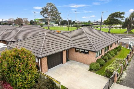 Photo of property in 49 Cuba Street, Takaro, Palmerston North, 4412