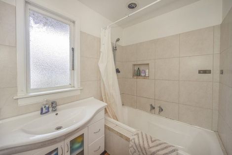 Photo of property in 21 Queens Crescent, Oamaru, 9400