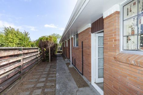 Photo of property in 30a Rewarewa Crescent, Waikanae, 5036