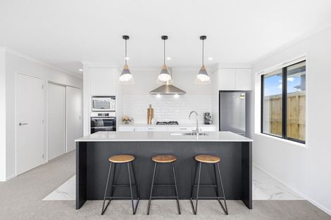 Photo of property in 29 Pouate Way, Waiuku, 2123