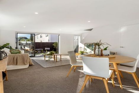Photo of property in 28 Bowen Street, Upper Riccarton, Christchurch, 8041