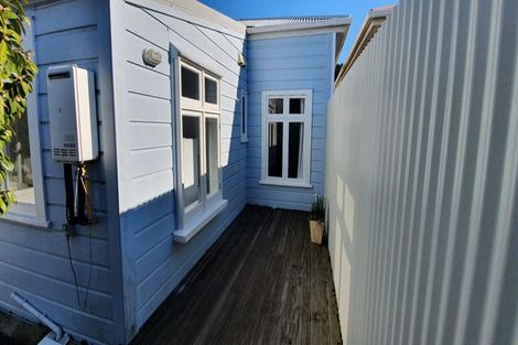 Photo of property in 39 Hanson Street, Mount Cook, Wellington, 6021