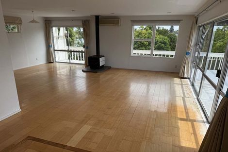 Photo of property in 18a Dallinghoe Crescent, Milford, Auckland, 0620
