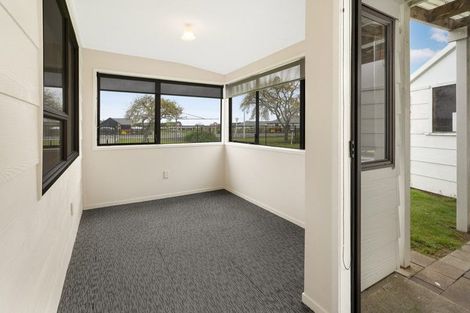 Photo of property in 8b Kingfisher Way, Te Kowhai, Hamilton, 3288