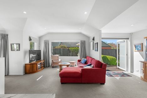 Photo of property in 224 Maidstone Road, Avonhead, Christchurch, 8042