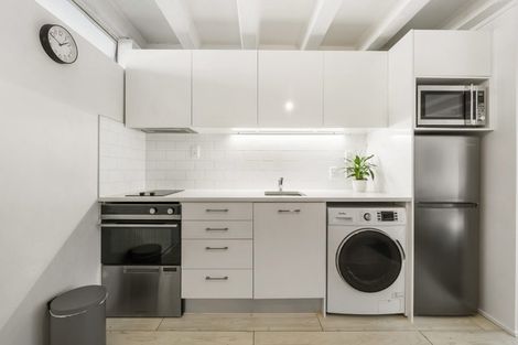 Photo of property in 3/73 Princes Street, Northcote Point, Auckland, 0627