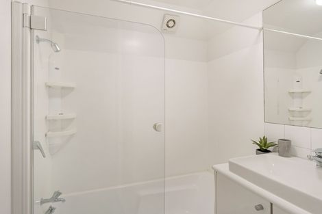 Photo of property in 18/15 Peterborough Street, Christchurch Central, Christchurch, 8013