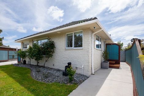 Photo of property in 5 Silverwood Place, Hornby, Christchurch, 8042