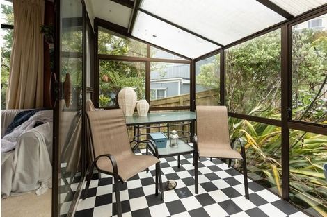 Photo of property in 69 Bedford Street, Northland, Wellington, 6012