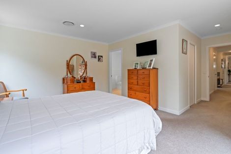 Photo of property in 11 Byron Brown Place, Otaki Beach, Otaki, 5512