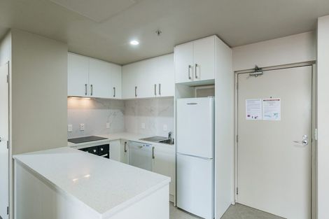 Photo of property in 2o/10 Crown Lynn Place, New Lynn, Auckland, 0600