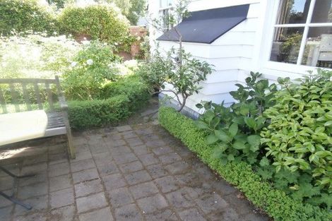Photo of property in 165 Fendalton Road, Fendalton, Christchurch, 8052