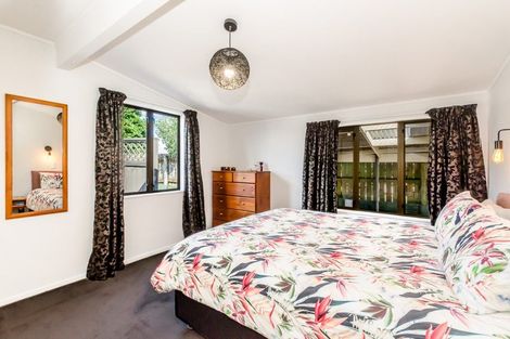 Photo of property in 36 Hollis Road, Paraparaumu Beach, Paraparaumu, 5032