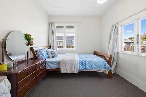 Photo of property in 12 Lyndhurst Street, Takaro, Palmerston North, 4412