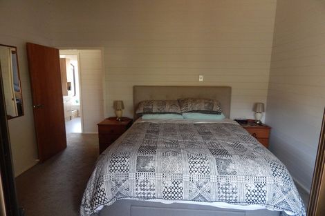 Photo of property in 132 Manly Street, Paraparaumu Beach, Paraparaumu, 5032