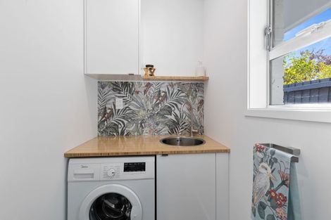 Photo of property in 50 Kent Lodge Avenue, Avonhead, Christchurch, 8042