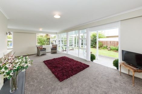 Photo of property in 52 Skerman Street, Marton, 4710