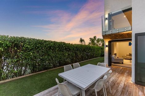 Photo of property in 11 Tuatini Place, Long Bay, Auckland, 0630