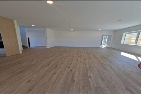 Photo of property in 1 Justin Place, Te Atatu Peninsula, Auckland, 0610