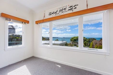 Photo of property in 2/48 Churchill Road, Murrays Bay, Auckland, 0630