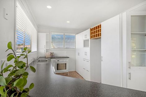 Photo of property in 12a Severn Place, Spotswood, New Plymouth, 4310
