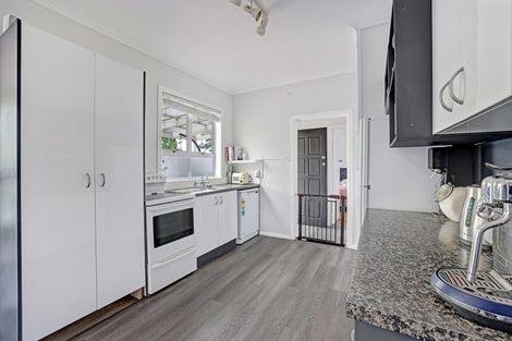 Photo of property in 49 Hamilton Road, Cambridge, 3434