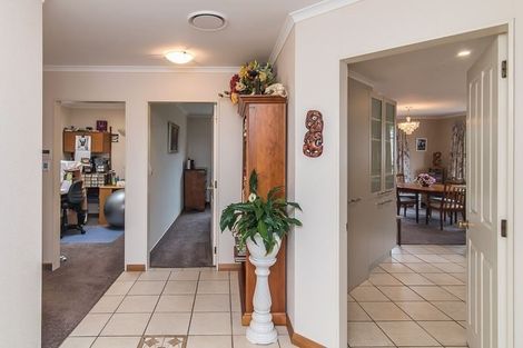 Photo of property in 15 Millennium Hill, Paraparaumu, 5032