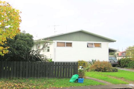 Photo of property in 5 Quo Vadis Place, Red Beach, 0932