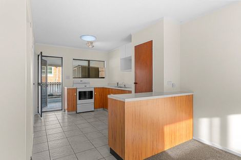 Photo of property in 2/9 Cairnfield Road, Kensington, Whangarei, 0112