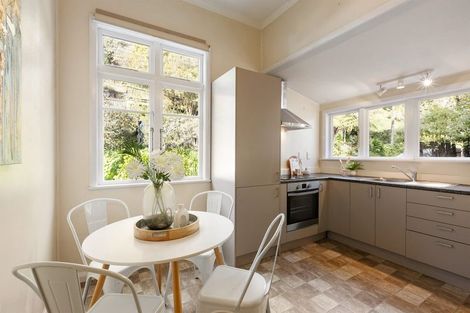 Photo of property in 94 Holloway Road, Aro Valley, Wellington, 6021