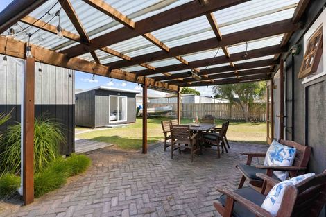Photo of property in 125b Lorraine Place, Whangamata, 3620