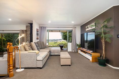 Photo of property in 1/199 Birdwood Road, Massey, Auckland, 0614