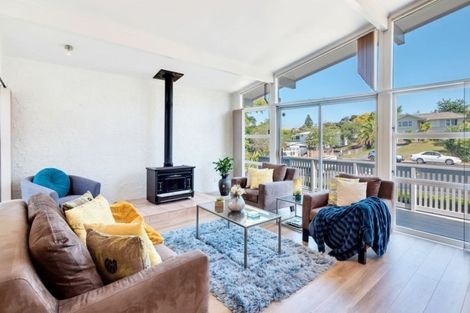 Photo of property in 11 Dellwood Avenue, Henderson, Auckland, 0612