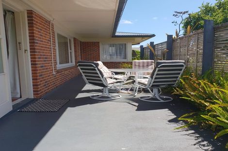 Photo of property in 3 View Road, Waiuku, 2123
