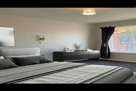 Photo of property in 2/82 Grahams Road, Burnside, Christchurch, 8041