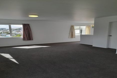 Photo of property in 25 Hall Street, Newtown, Wellington, 6021