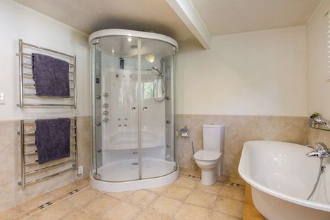 Photo of property in 167 Anderson Road, Helensville, 0875