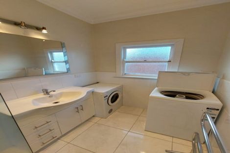 Photo of property in 5c Pendarves Street, New Plymouth, 4310