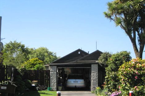 Photo of property in 15 Cunliffe Road, Redwood, Christchurch, 8051