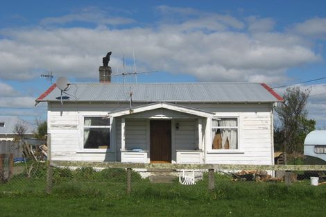 Photo of property in 20 Ngahina Street, Marton, 4710