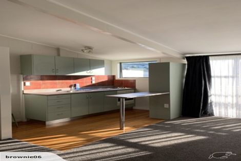 Photo of property in 21f7 Collins Avenue, Tawa, Wellington, 5028