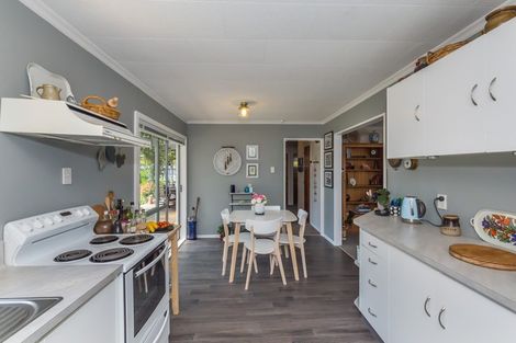 Photo of property in 645 Queen Street East, Levin, 5510