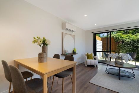 Photo of property in 2e Milich Terrace, Te Atatu South, Auckland, 0610